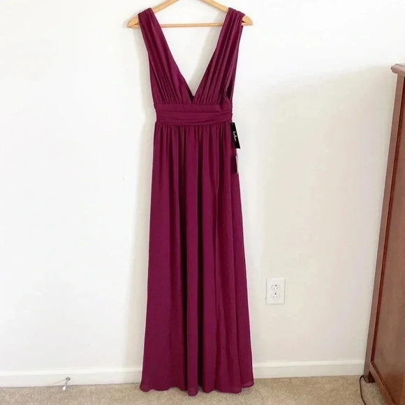 Lulu's burgundy plunging neckline side slit holiday maxi dress size XS - Picture 10 of 15